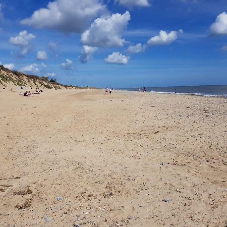 218 - 2 Bed Chalet, Belle Aire, Beach Road, Hemsby, Nr29 Extérieur photo